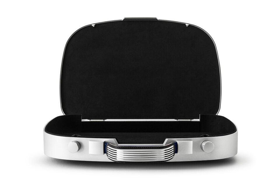 BLAU 高級ブリーフケース