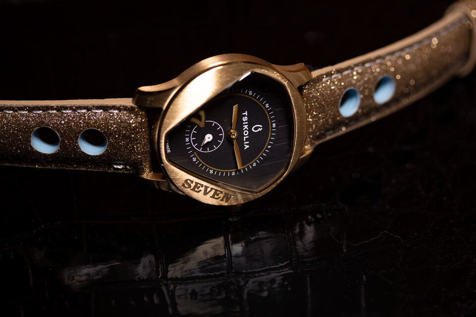 SEVEV-for-Ladies-Golden-Black SEVEN for Ladies Gold/Black