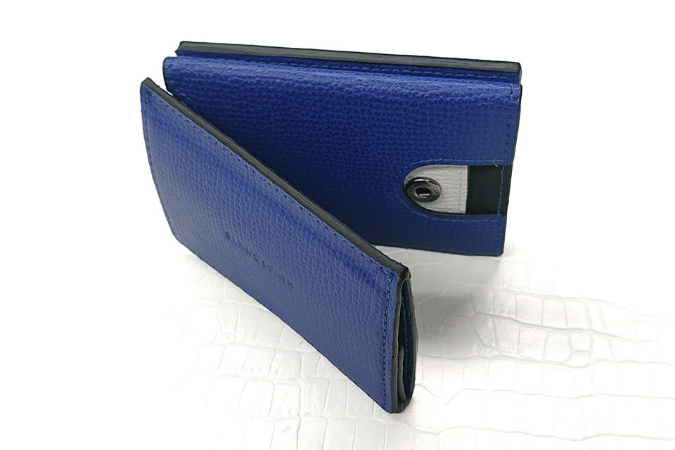 Wallet Two in One ブルー