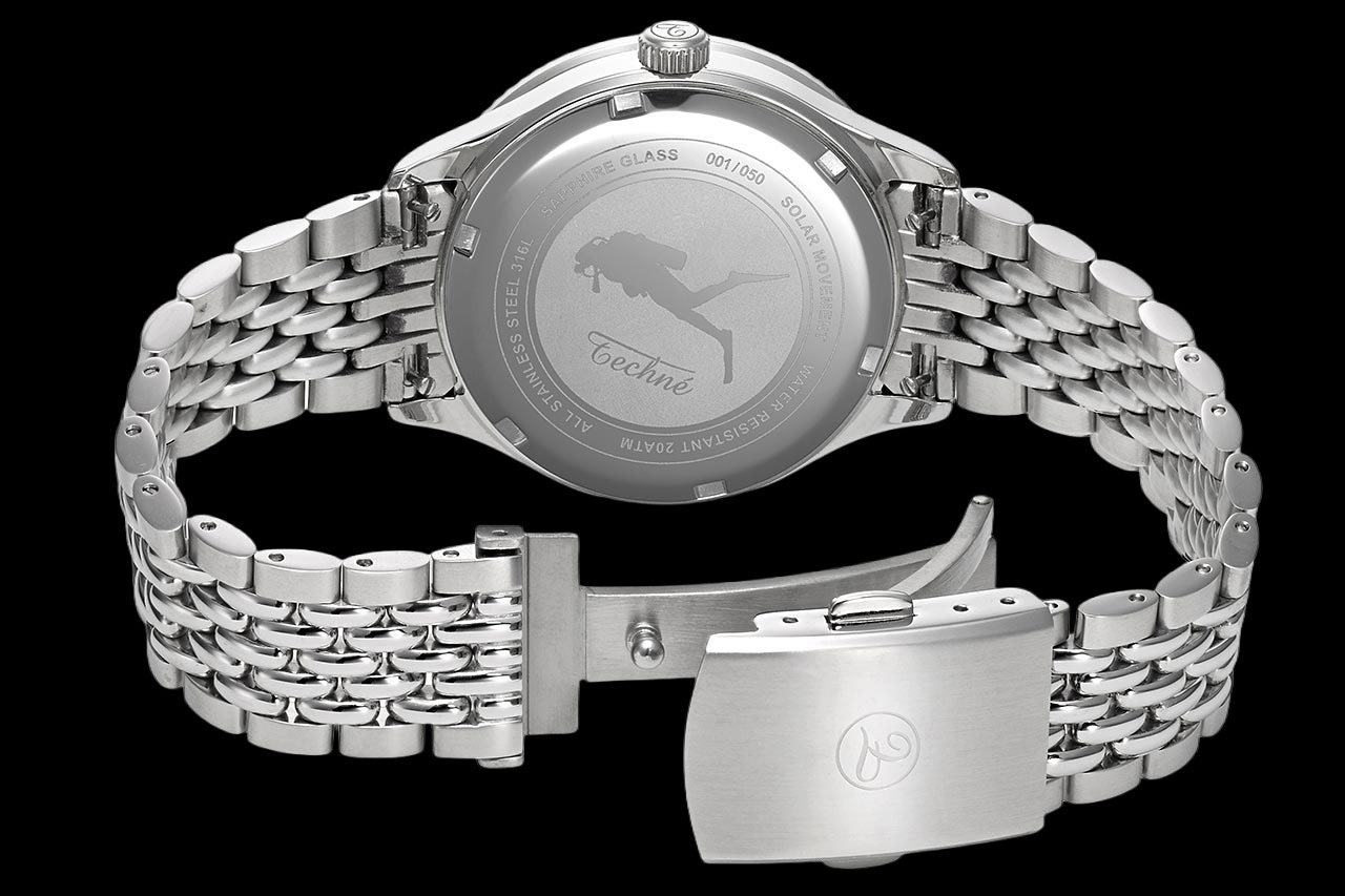 Techne Marine Offshore Divers Watch backside